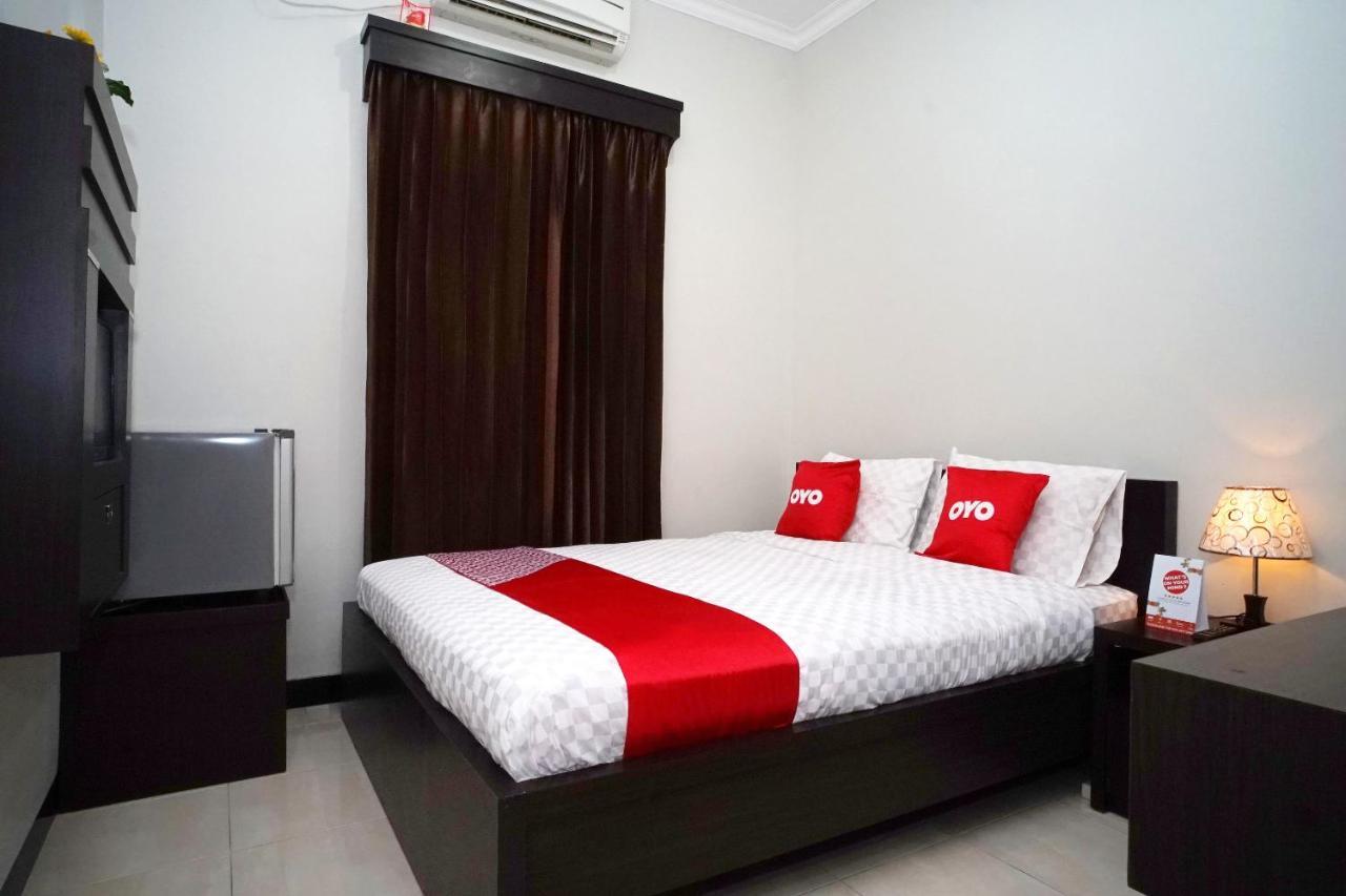 Hotel Oyo 2038 Jasmine 2*