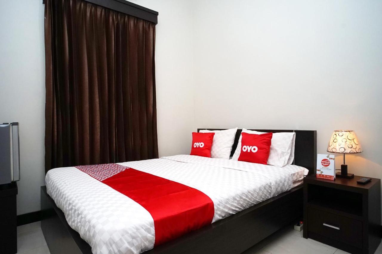 Oyo 2038 Jasmine Hotel Balikpapan (Borneo)